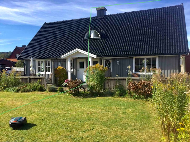 Central, modern and seaside! 19th century (Max 9) Houses for Rent