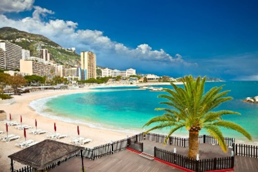 Larvotto Beach, Monaco