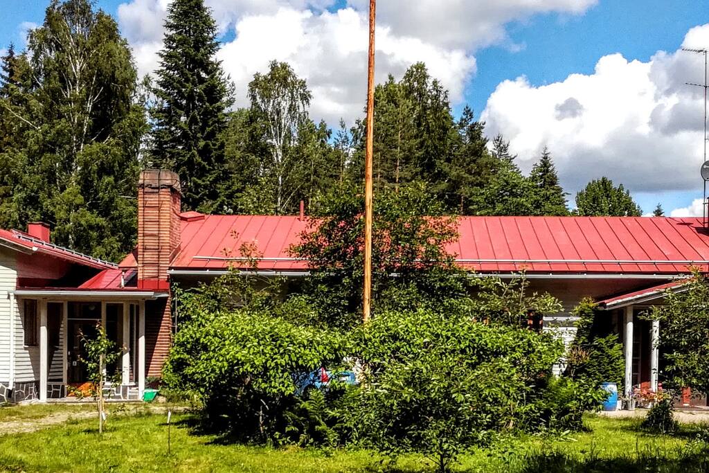 Selkolan kartanon b&b sijaitsee luonnonkauniilla alueella.