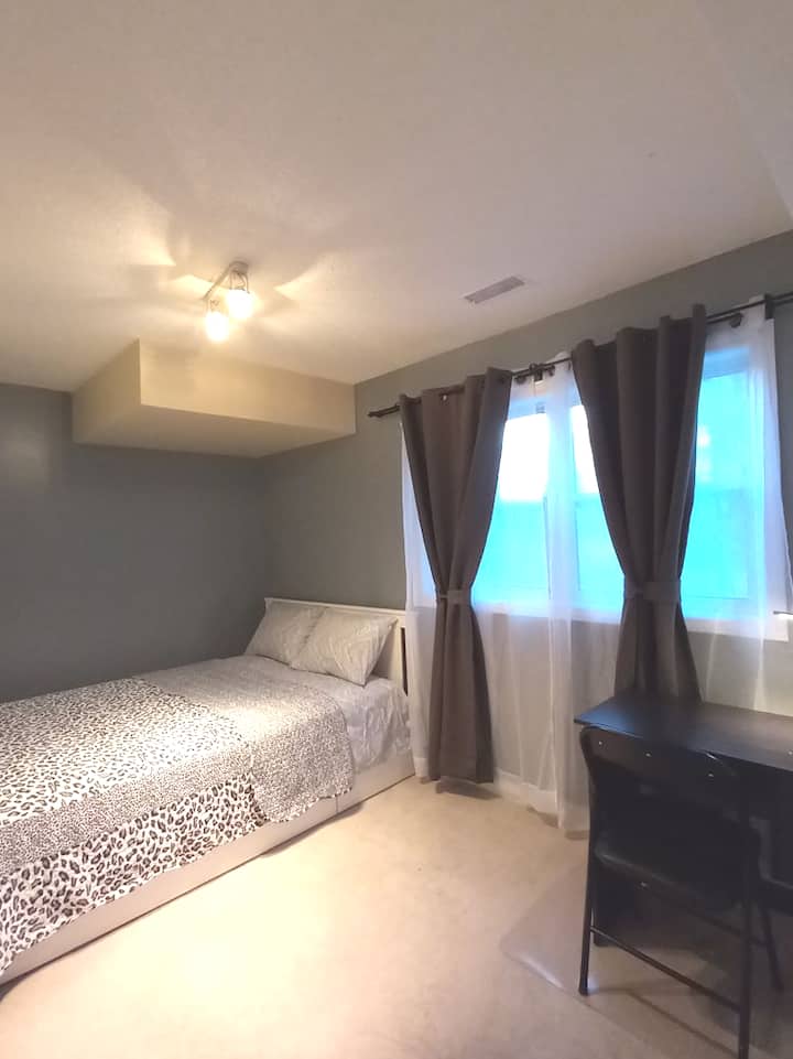 Scarborough Vacation Rentals & Homes Scarborough, Toronto, Canada