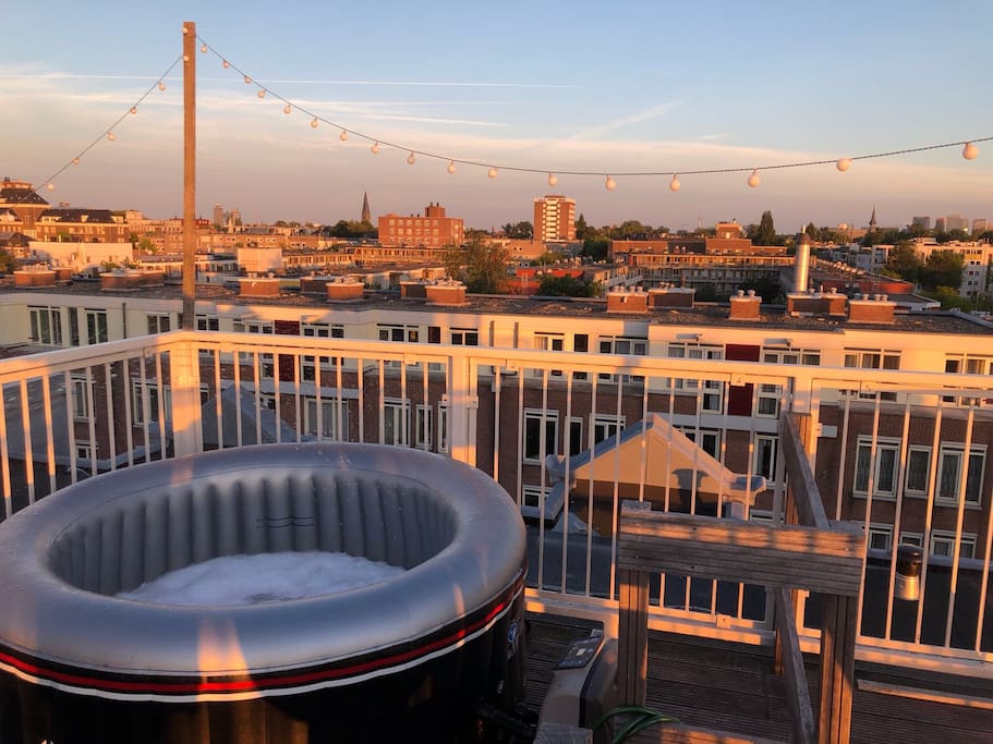 Private rooftop jacuzzi