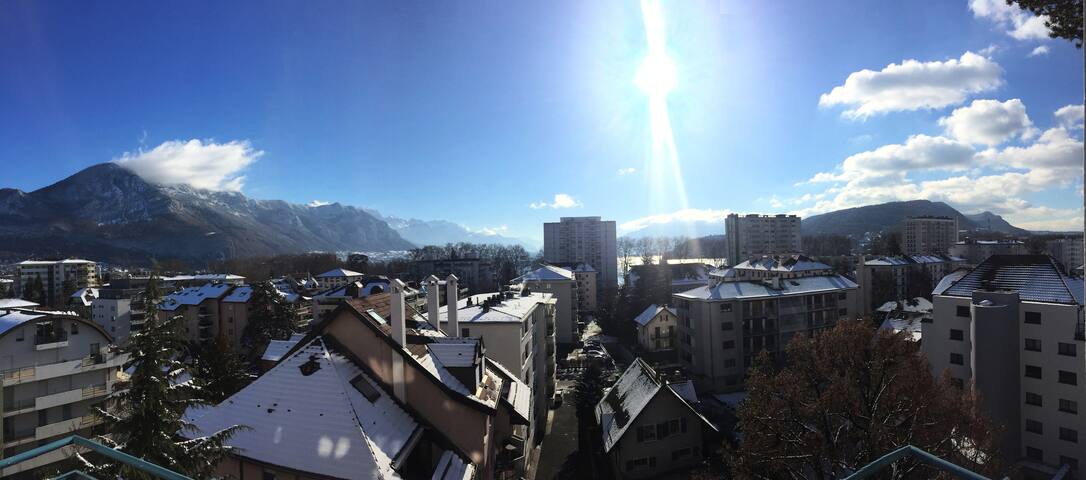 Annecy Private Room Triangle d'Or facing the lake