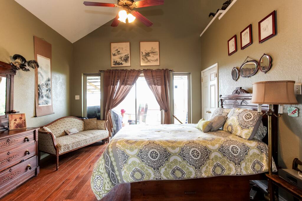 Master bedroom