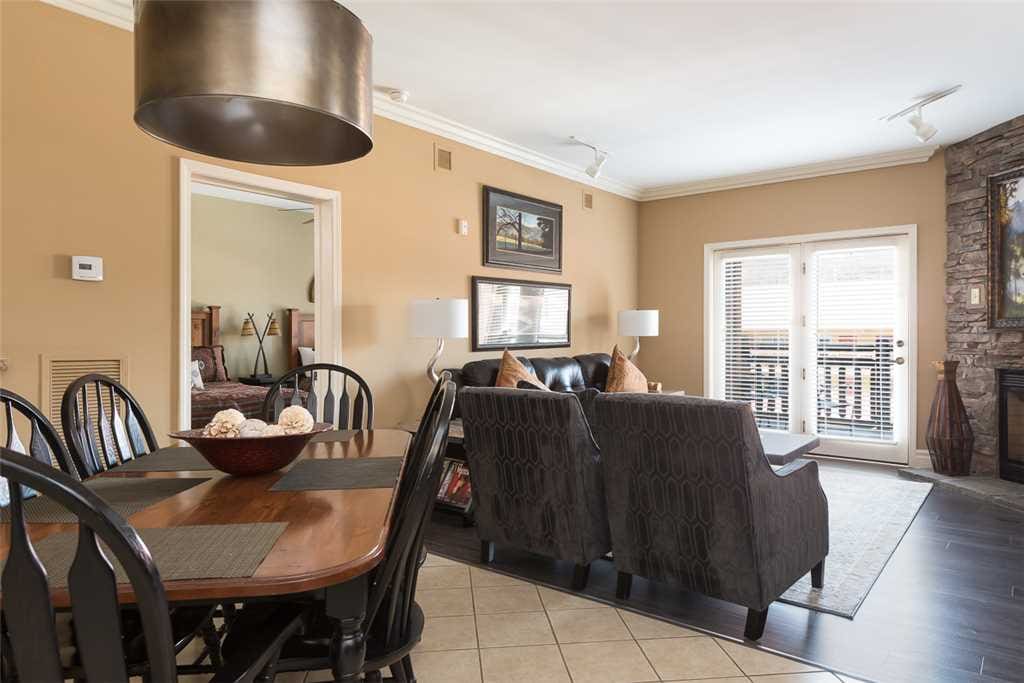 Chair, Furniture, Dining Table, Table, Dining Room