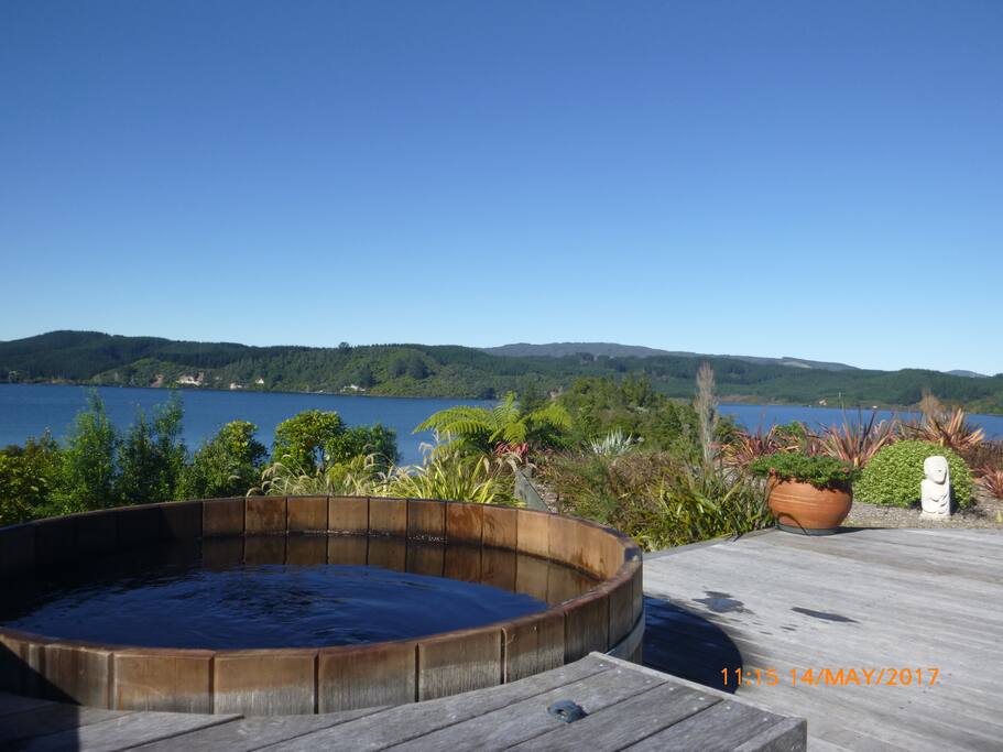 Hot tub