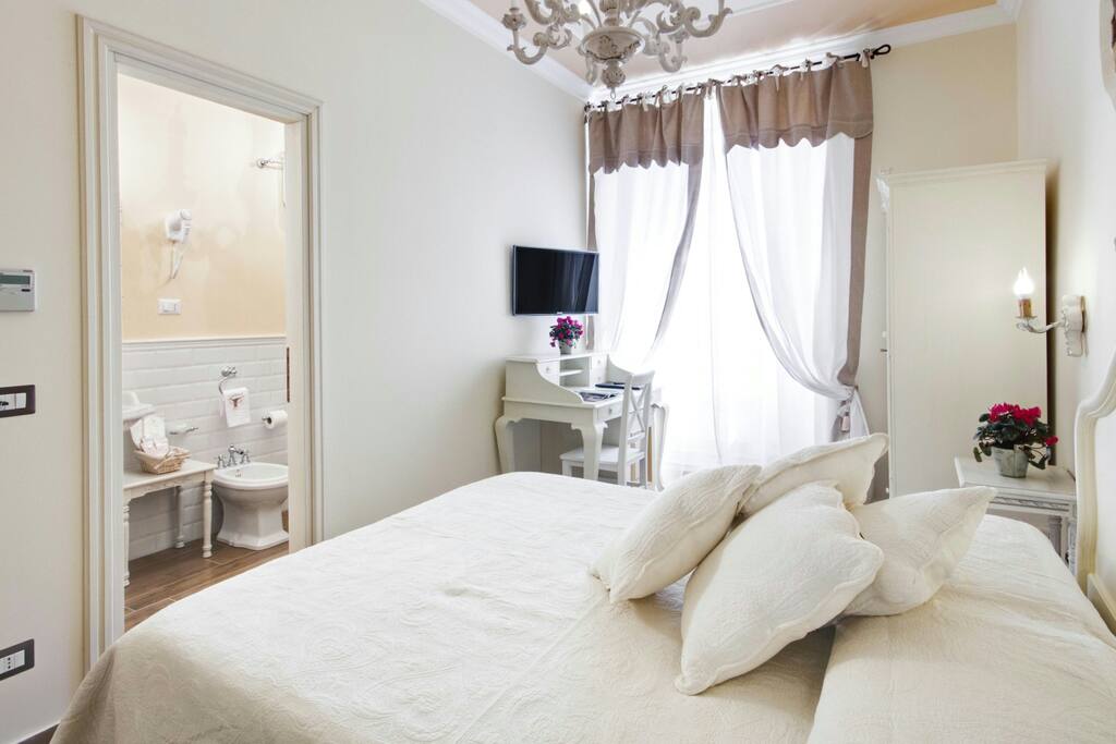 Camera, bagno e accessori
