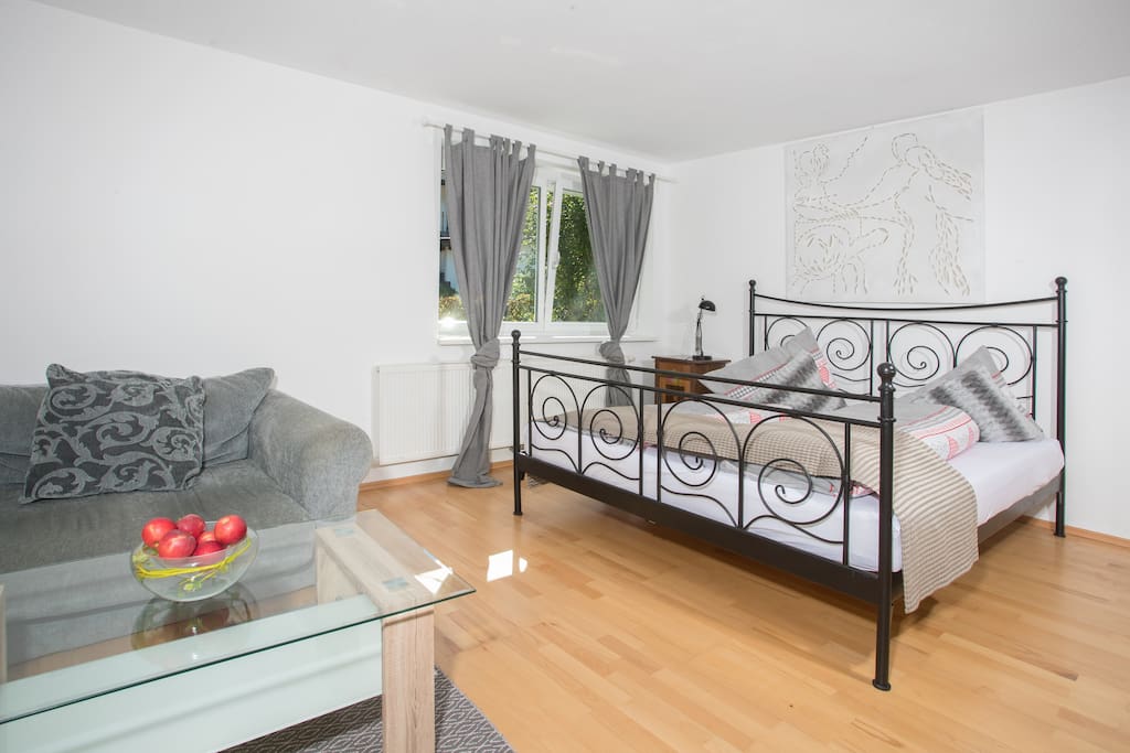 Schlafzimmer 2