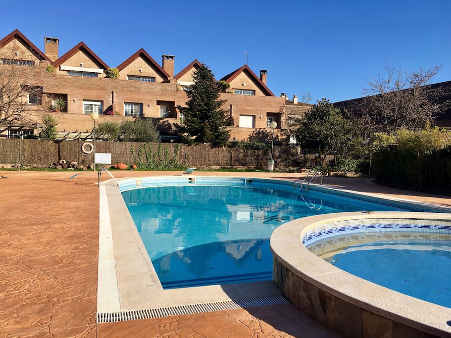 Piscina / Swimming pool