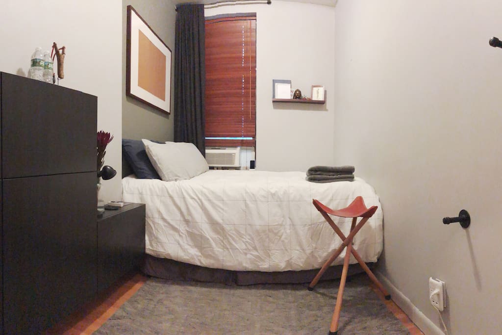 Bedroom (pano view from door)
