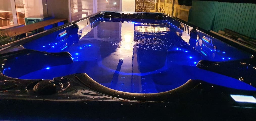 “The Prince” Luxury house with private chef