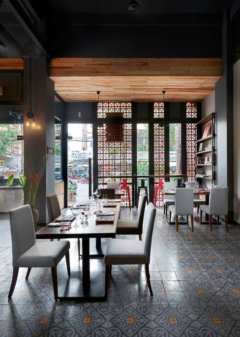 Naang Restaurant Dining Room