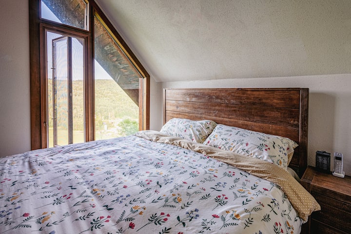 King Bed