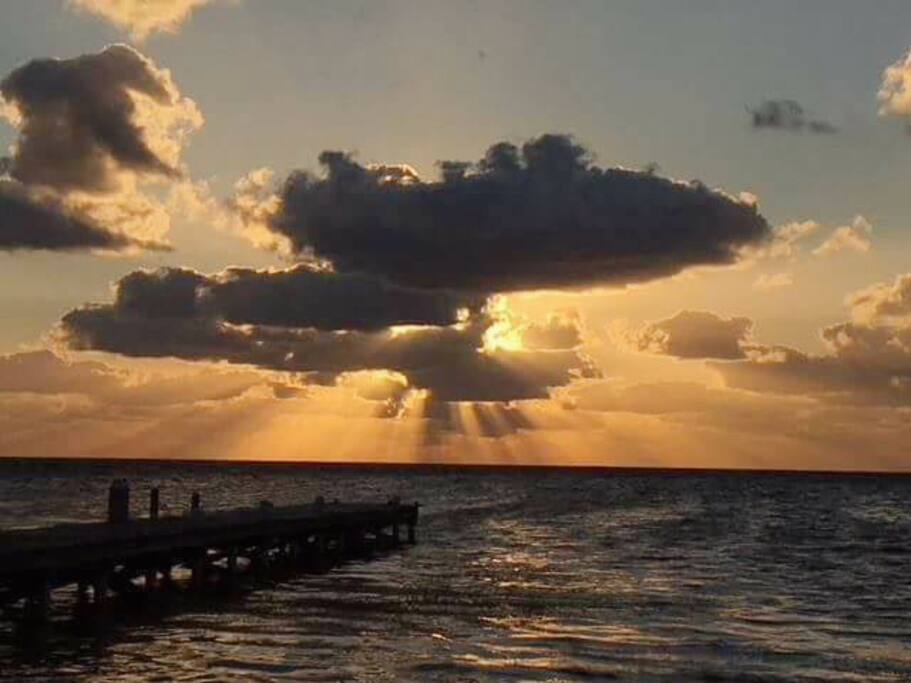 Ambergris Caye, Sapphire beach.