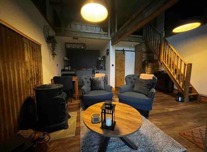 Haybarn And Hot Tub, New Forest - Dorset