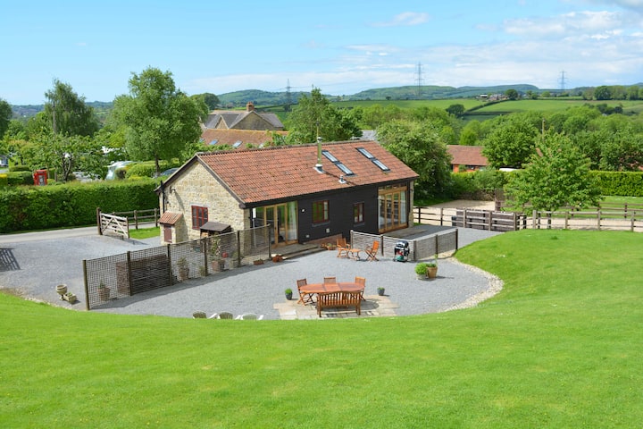 Stunning Detached Character Barn In Idyllic Countryside Near Bridport & Beaches - Bridport