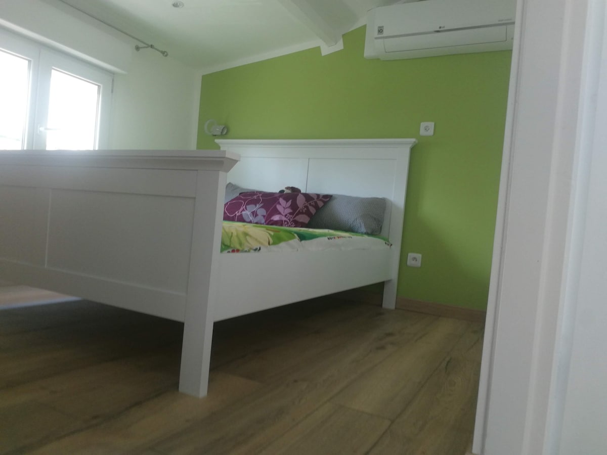 Spavaća soba 2_View 2