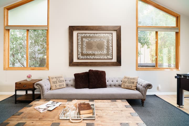 Century City Retreat with High Ceilings