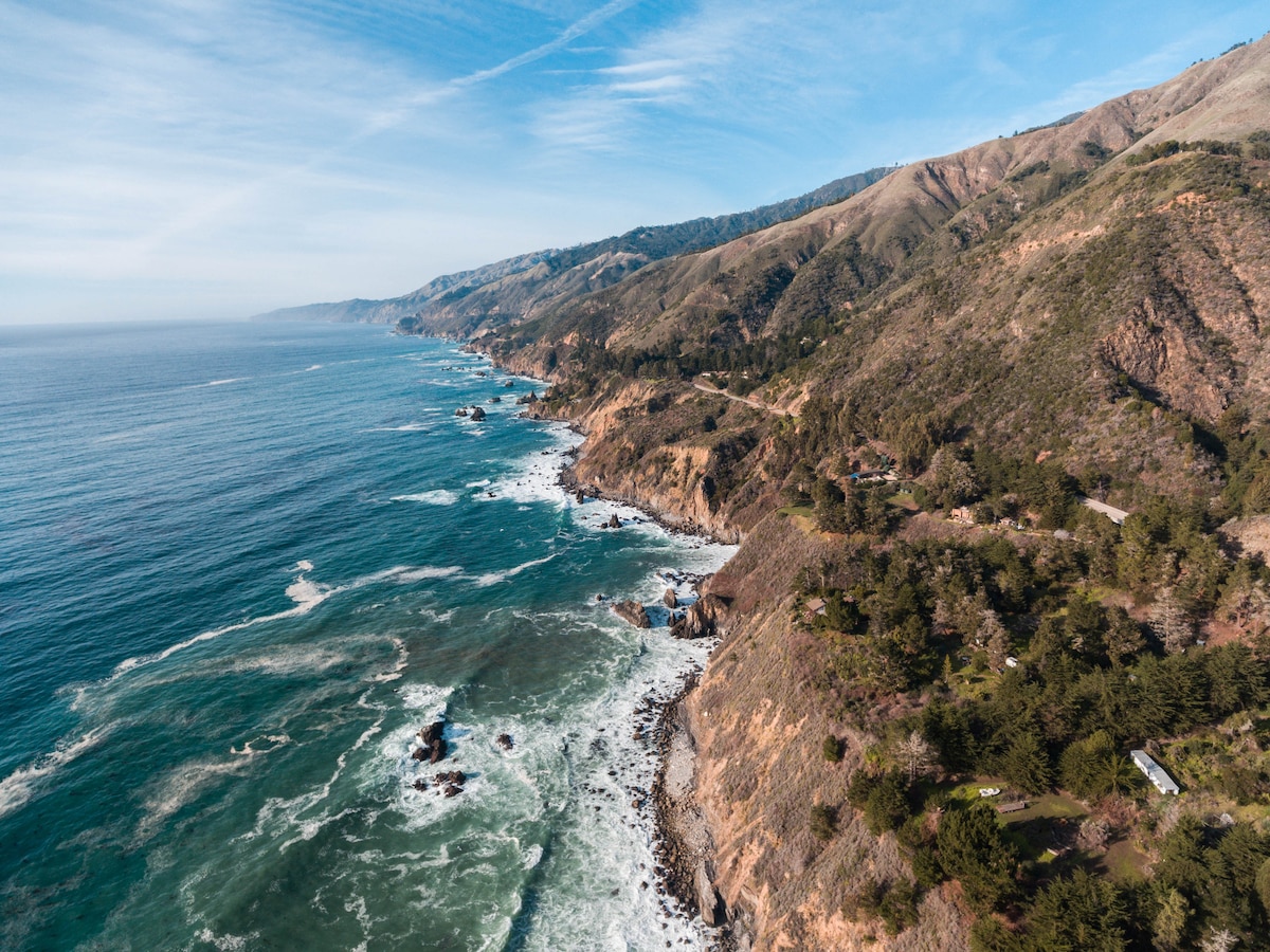 Big Sur Cliff House in Big Sur, California