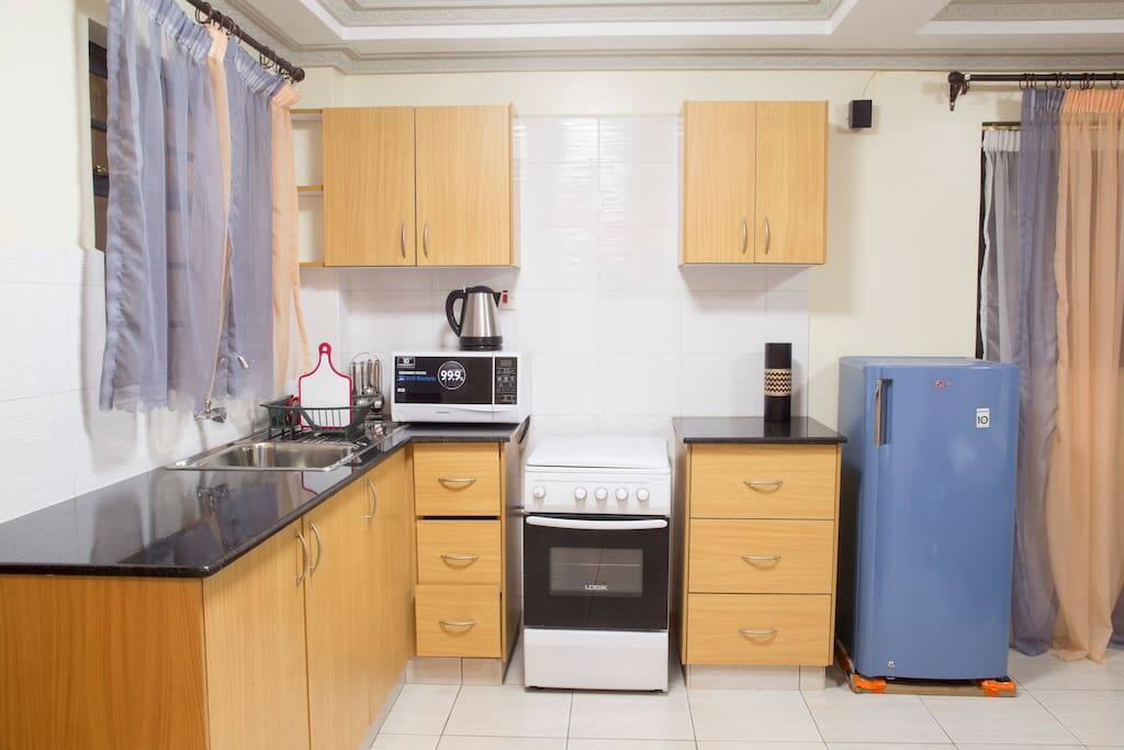 fully furnished kichenette