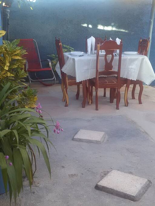 Esta rs la terraza