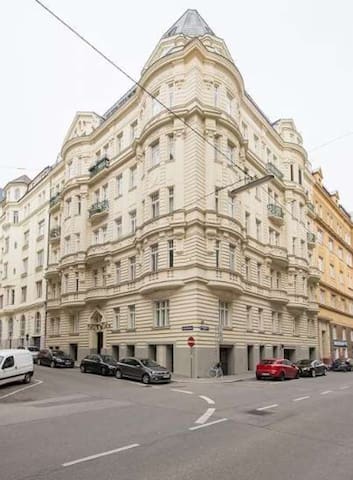 Top City Centre -WienMitte/ CAT-160m,3BED+balcony