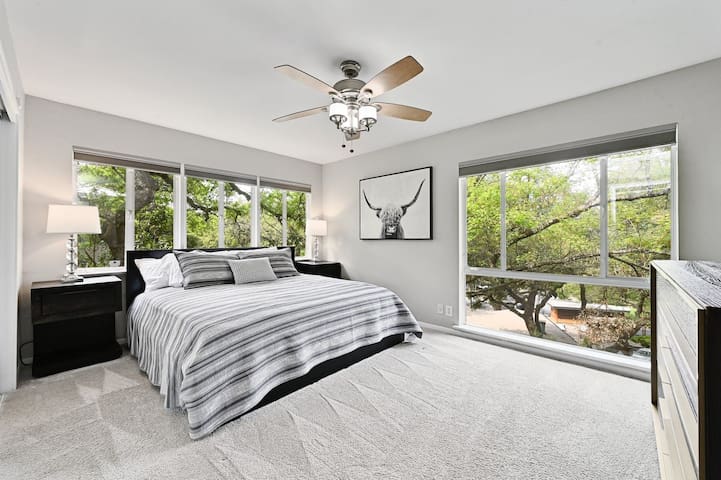 Barton Springs Tree House