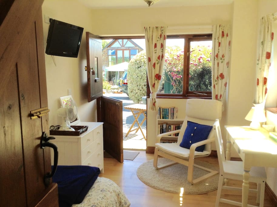Quiet outlook..... - small patio with table & chair, Freeview TV... Note the stable door.