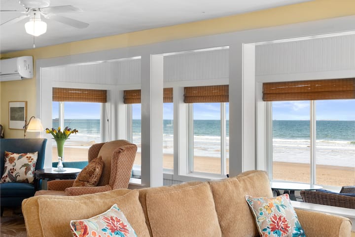 Surfside Sanctuary porch