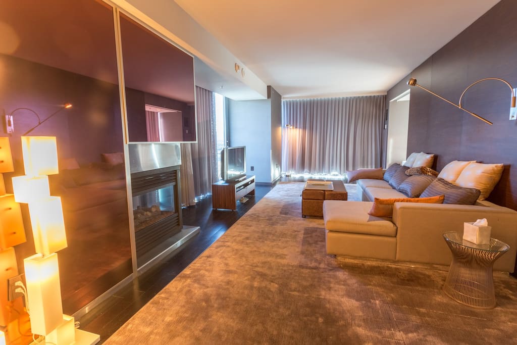 Spacious living room
