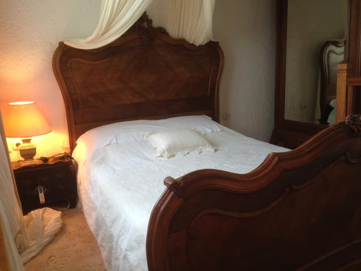 горен кат / спална соба