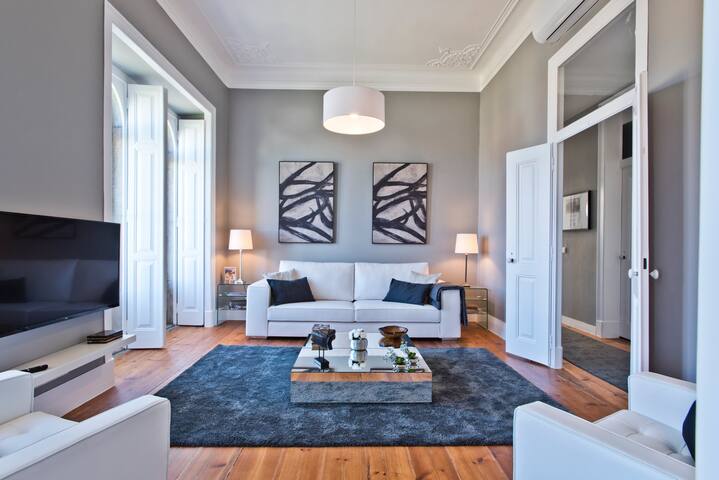 An apartment with an amazing terrace gallery image 2