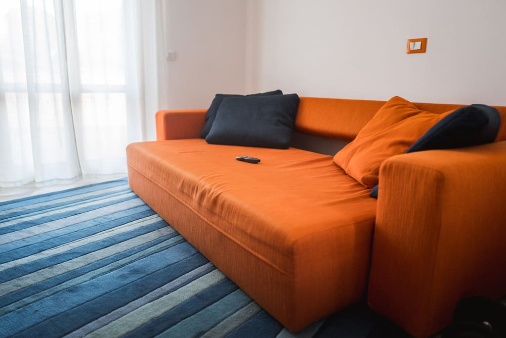 This sofa is a queen size single bed