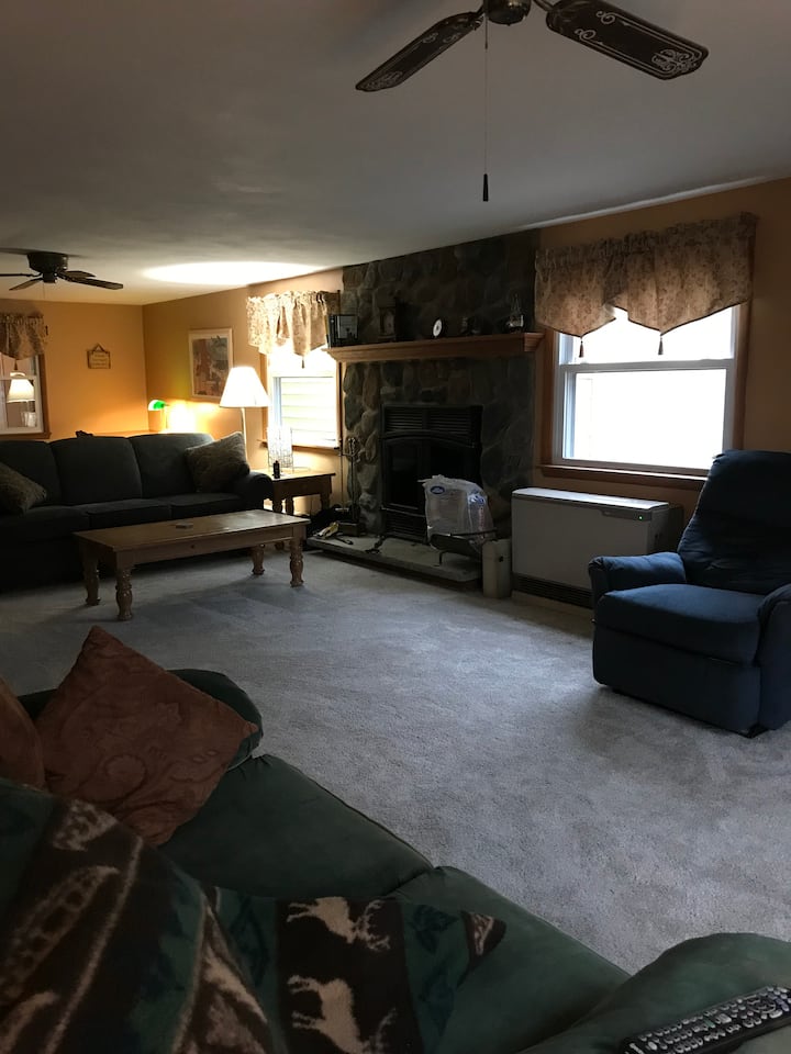 非常宽敞的客厅 