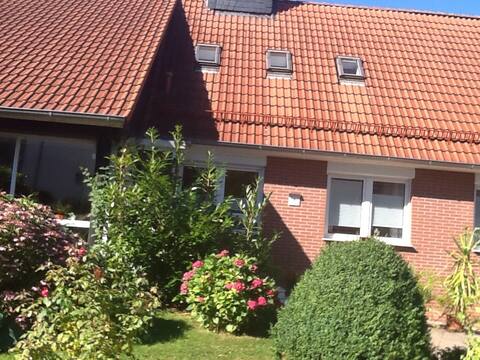 FERIENWOHNUNG WALDHÖHE