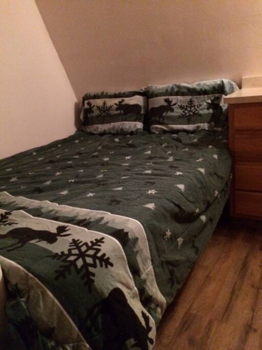 Mountain themed bedding - double (full) size bed
