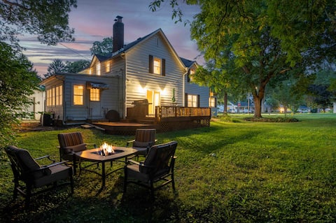 *Charming Westside Home Close to BSU & IU Health*