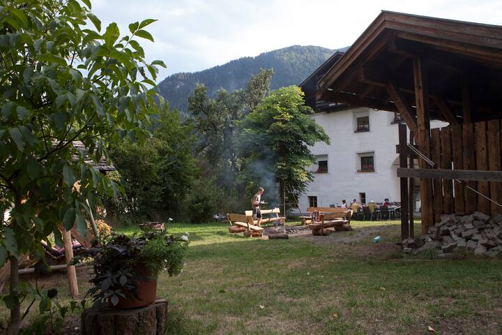 Vacation Rentals, Homes, Experiences & Places - Airbnb