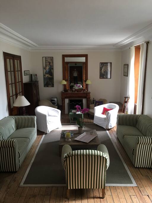 Salon