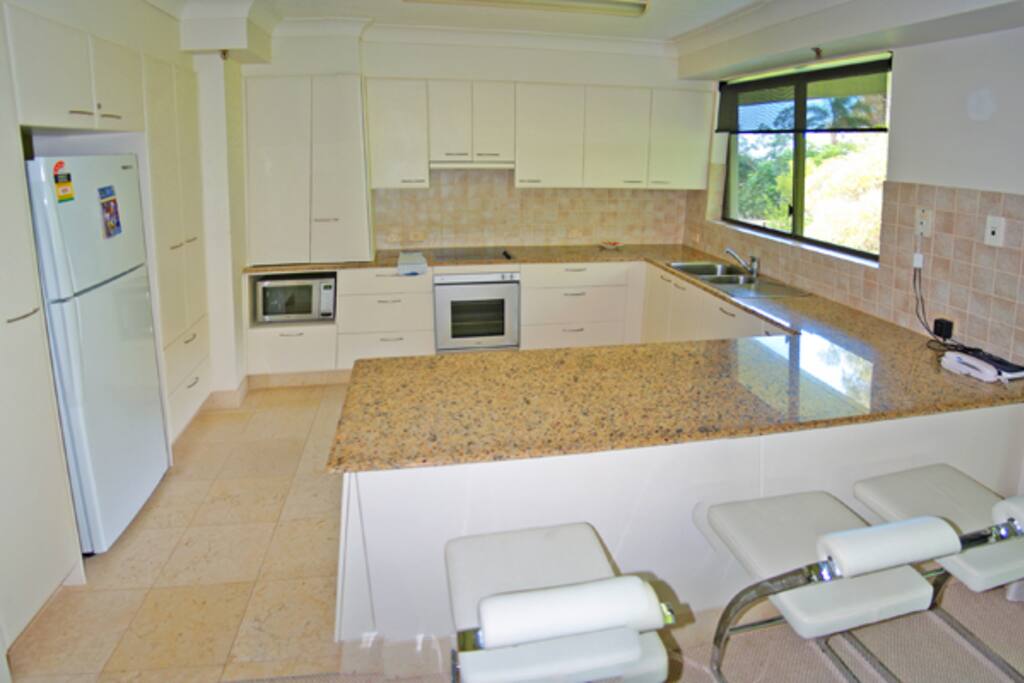 Large Kitchn