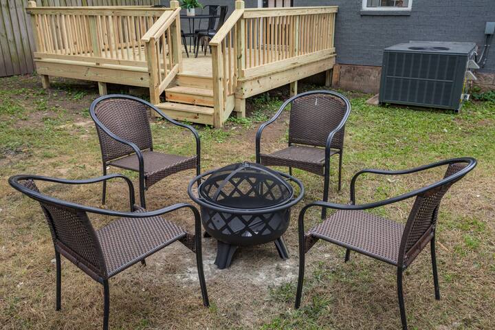 Music Row Honey! Walk to Broadway! Off ST Parking! gallery image 4