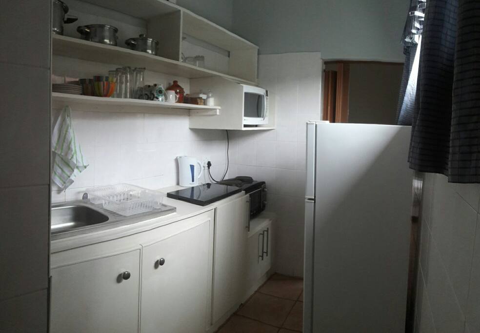 Full kitchen