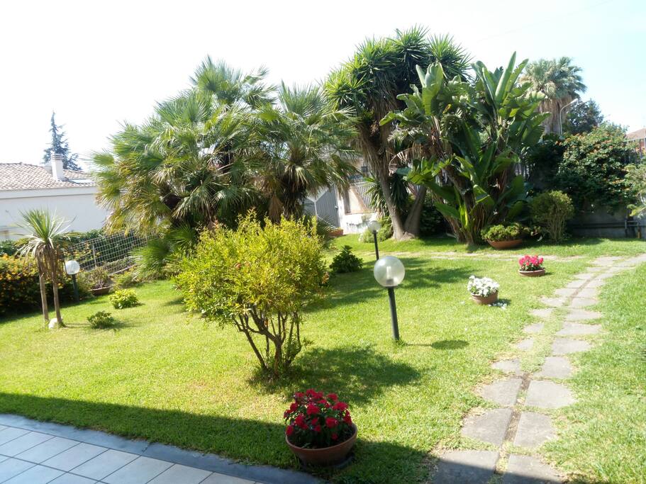 Giardino davanti casa