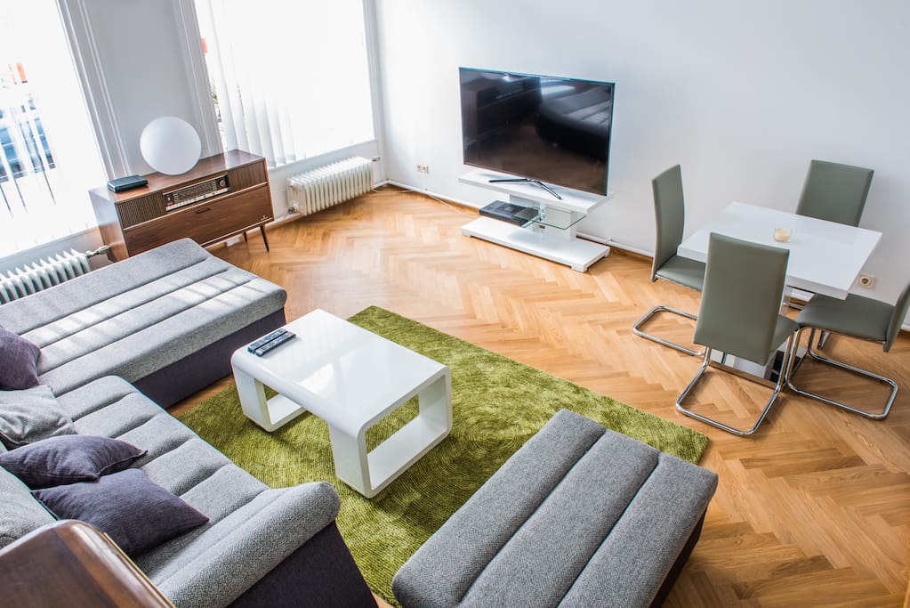 XXL TV