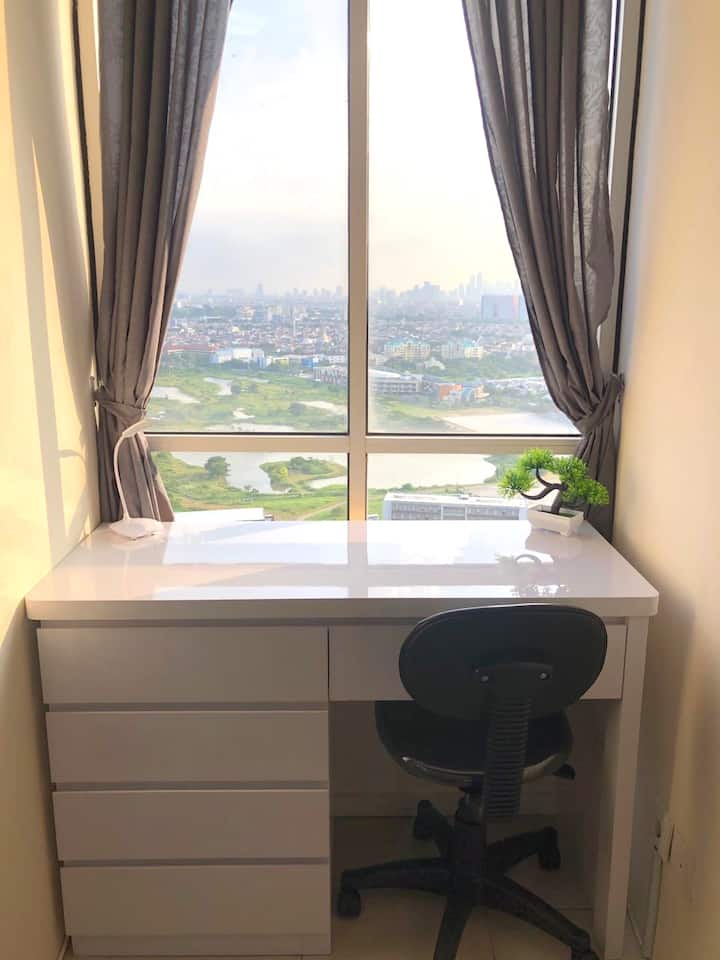 Luxury Studio Room @ Tifolia Apartment - Jakarta