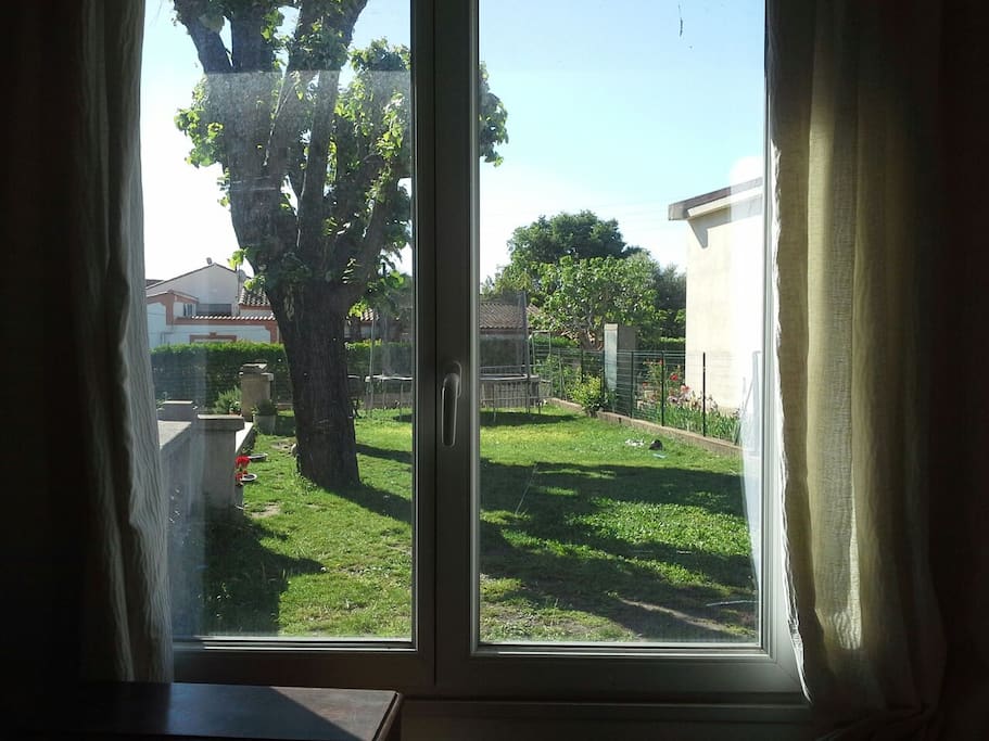 Vue du studio sur le jardin