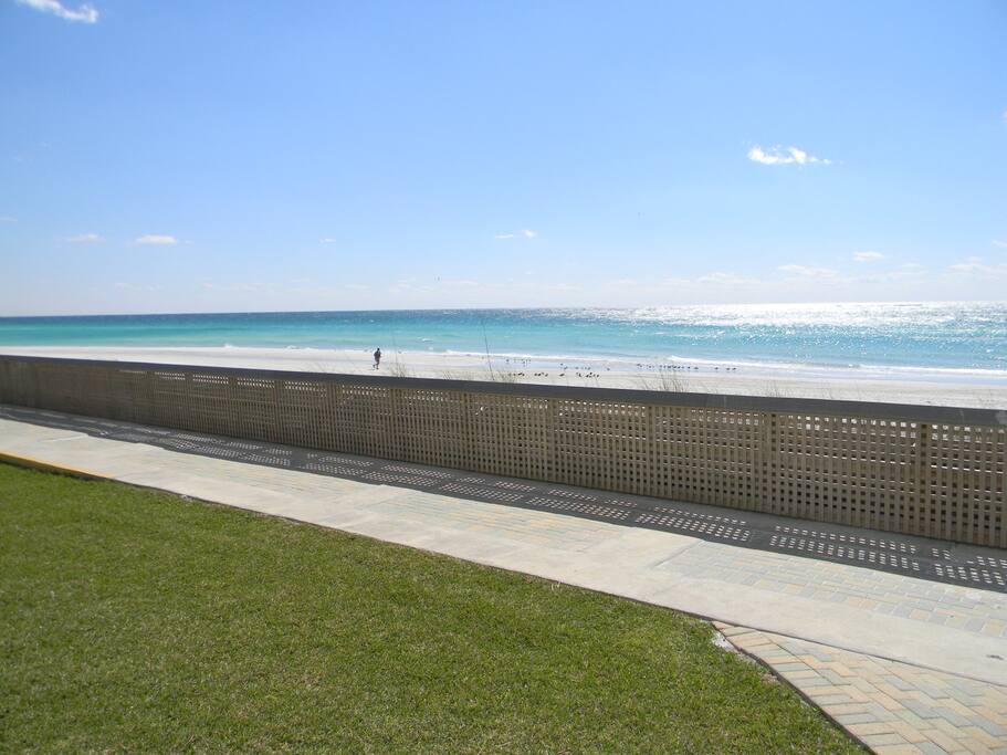 Fantastic Expanse of Beach!