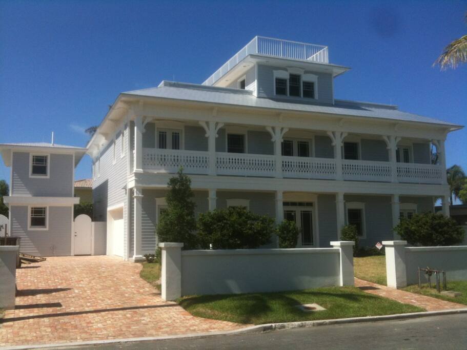 Top 100 Airbnb Rentals in West Palm Beach, Florida