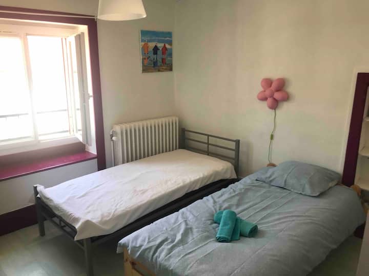 Dormitorio infantil en la segunda planta