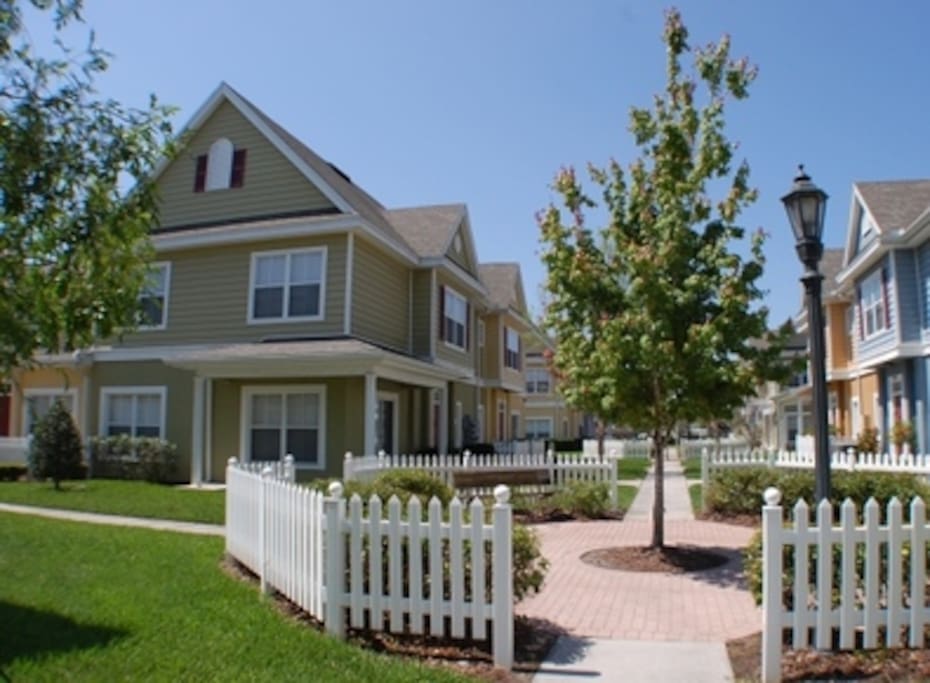 Sweet Home Vacation Disney Rentals Vacation Homes Florida Orlando Villas At Seven Dwarfs Lane.