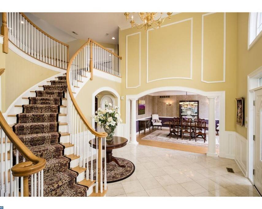 Front Entrance Foyer
